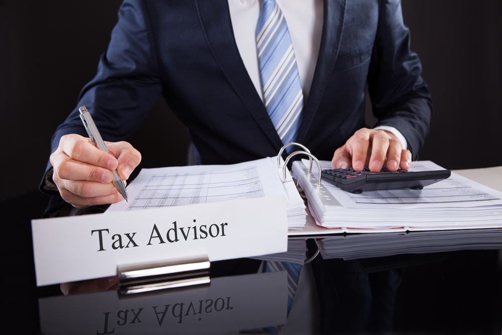 High-net-worth individuals should work with tax advisors during tax season.